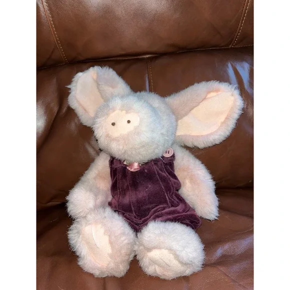 The Boyds Collection Ltd Plush Pig With Burgundy Velvet Overalls - Picture 1 of 6